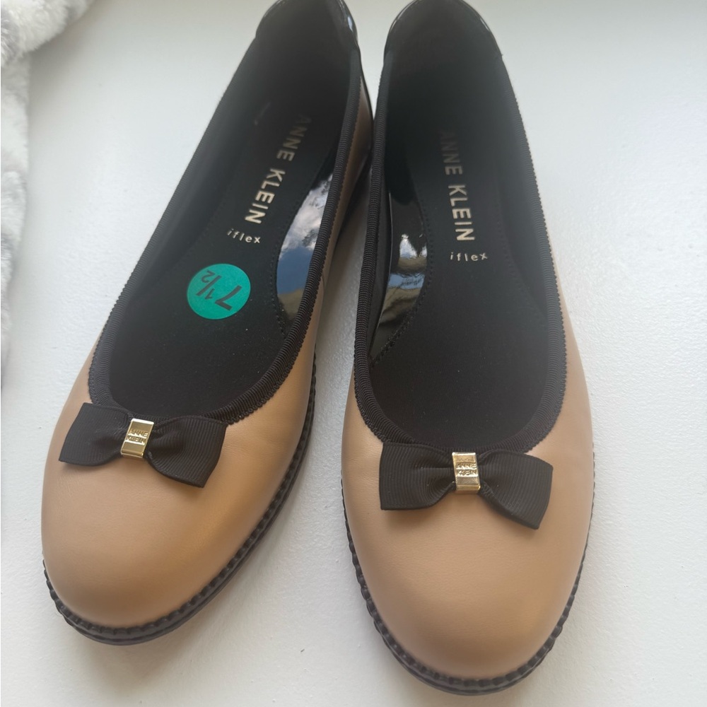 Anne Klein Women's Tan Ballet Flats size 7 1/2 new without box